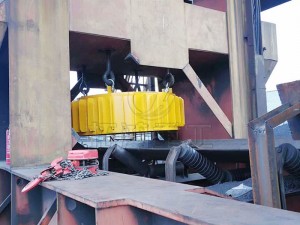 電磁圓盤除鐵器，電磁懸掛除鐵器，電磁除鐵器使用現(xiàn)場